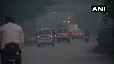 Delhi's air quality slips to 'very poor' due to slow winds; dip in stubble burning