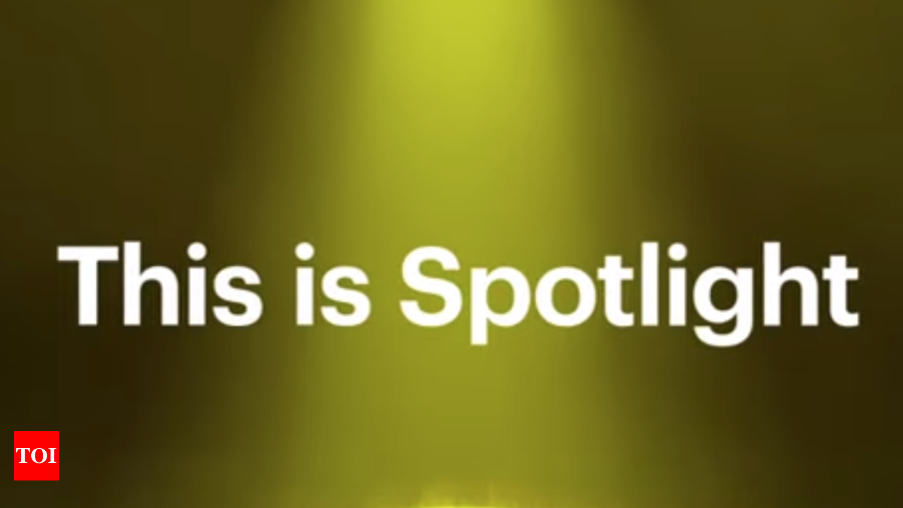 Snapchat Launches Spotlight Page, To Pay for Viral Posts