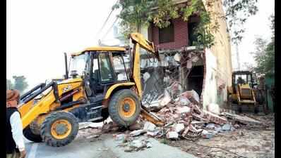 Uttar Pradesh: Shopping complex owned by gangster Dilip Mishra razed