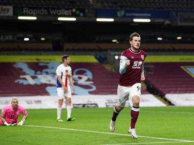 Chris Wood ends Burnley's wait for first win, Southampton held by Wolverhampton