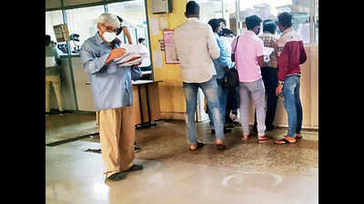 Social distancing norms goes for a toss at Pune RTO