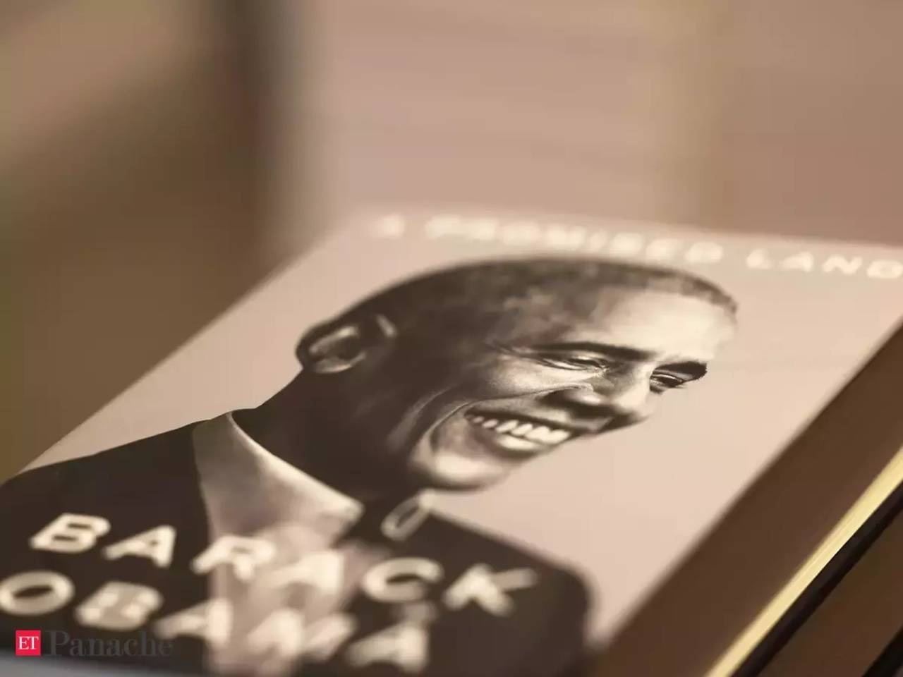 Obama's A Promised Land sells almost 890,000 copies on first day
