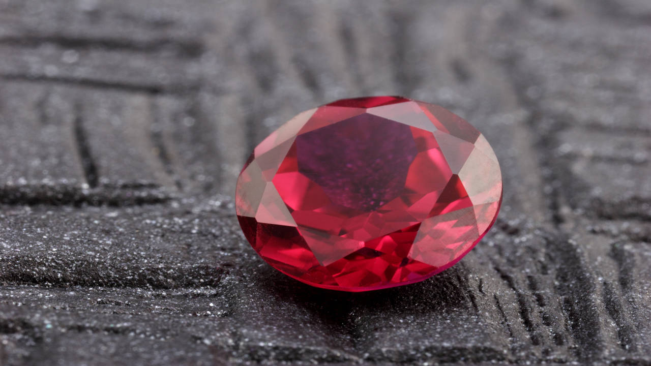 Gemstones' structure can tell their origin story