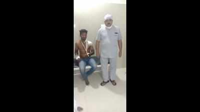 Yavatmal doc restores shoulder of poor farmer