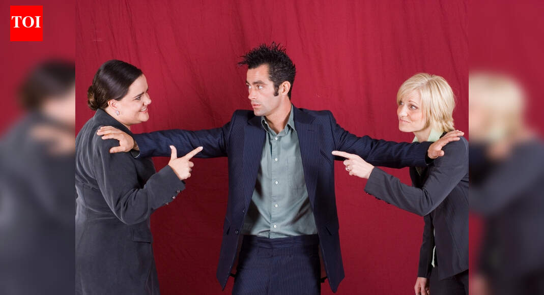 Zodiac signs who are effortless at backstabbing