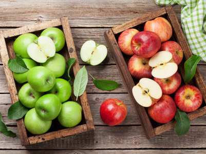 Red vs. Green apple: Which one is healthier?