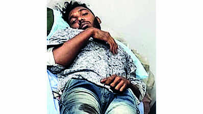 Mugger attacks woman sub-inspector & constable at Sampigehalli, shot at