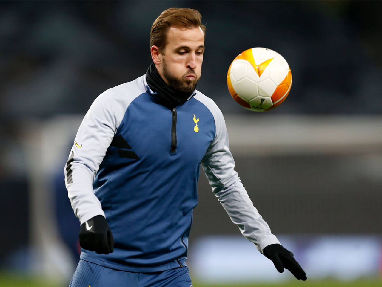 Harry Kane discusses relationship with England's young stars