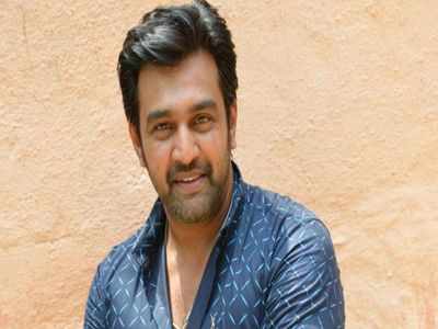 Chiranjeevi Sarja's memorial stone inaugurated, late actor's family present to lay the foundation