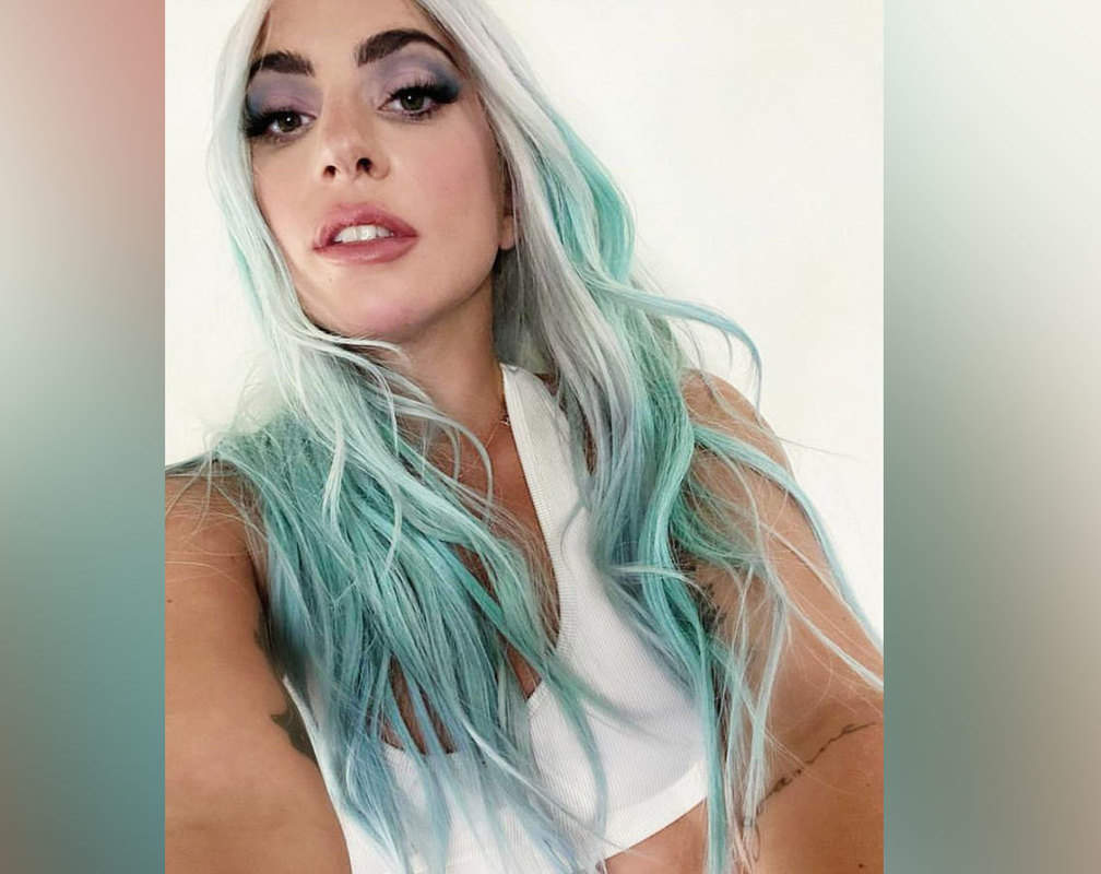 
Lady Gaga’s minimal make-up look proves how effortlessly beautiful she is
