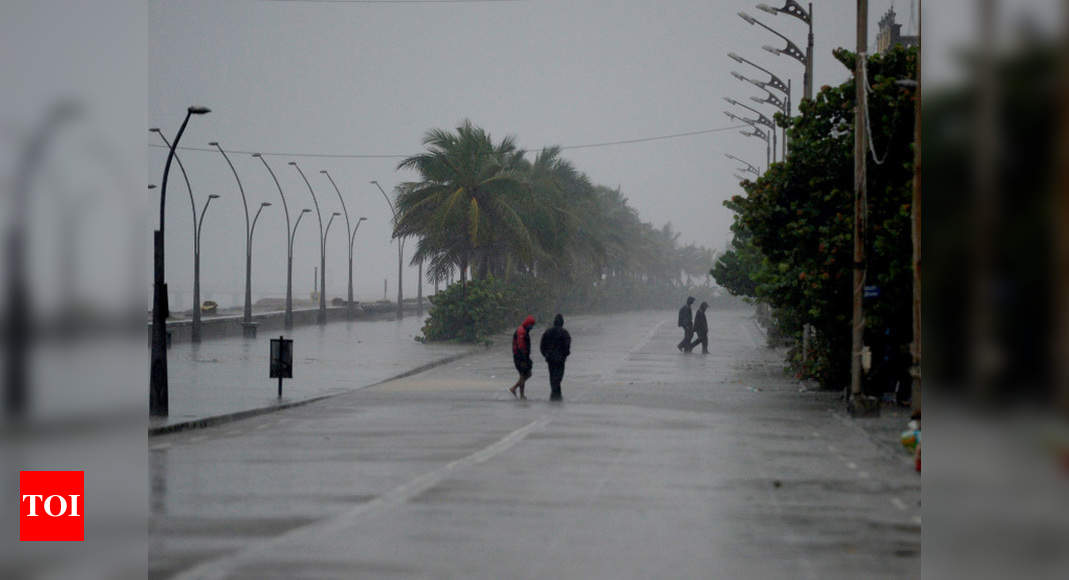 Rains Likely In TN, Kerala, Coastal Andhra As Low Pressure Over Bay Of ...