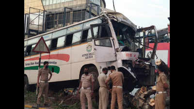 One dead, 25 injured as bus rams into tree in Kerala's Kochi