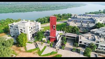 IITGN welcomes new BTech students with virtual foundation programme
