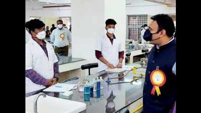 Bengaluru: 60% attendance in medical colleges