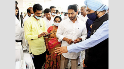 Andhra Pradesh CM launches Amul milk procurement project