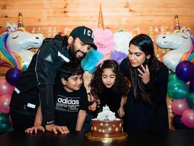 Allu Arjun feels grateful to be back to the family he calls his 'home sweet home'