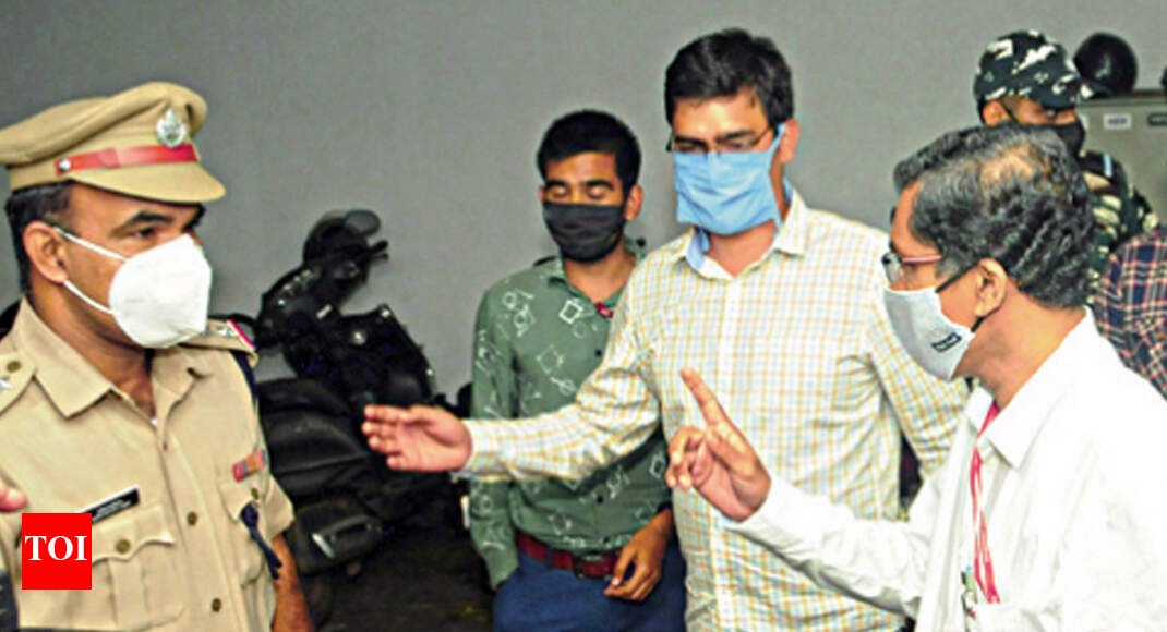 Kerala Enforcement Directorate Raids Houses Of Pfi Leaders Kochi News Times Of India