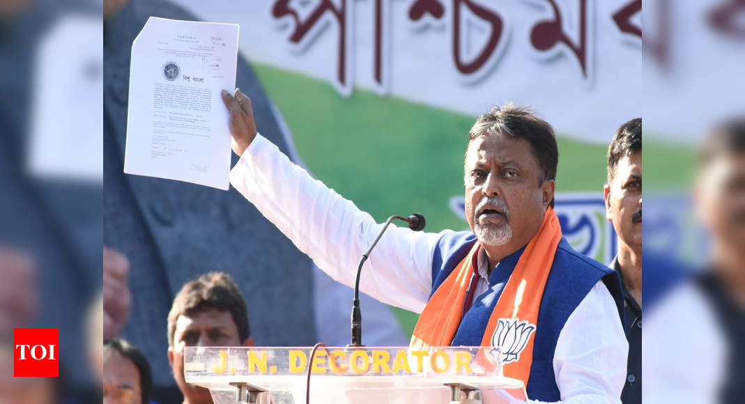 Mukul Roy named in TMC neta's murder chargesheet | India ...