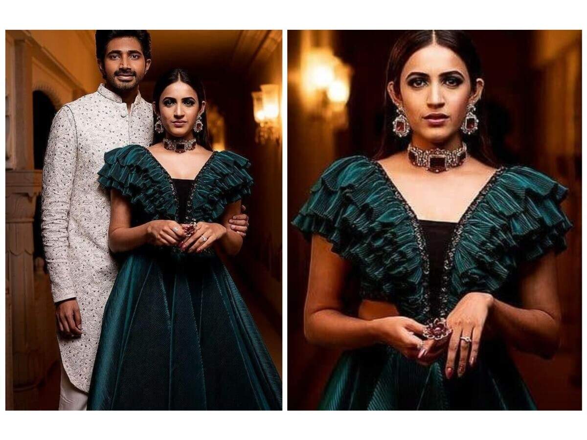 formal dress meaning in telugu