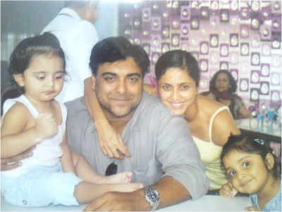 Ram Kapoor shares a throwback pic with wife Gautami and kids; writes, 'When my babies were actually babies'