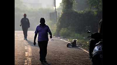 Pune: Temperature drop, pollution rise spark worries in Covid-19 season
