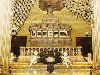 ASI set to ‘restore’ 400-year-old casket of St Xavier from Thursday ...