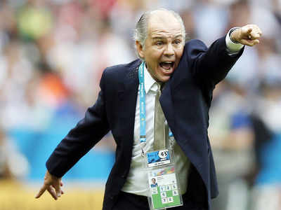Former Argentina coach Alejandro Sabella dies aged 66