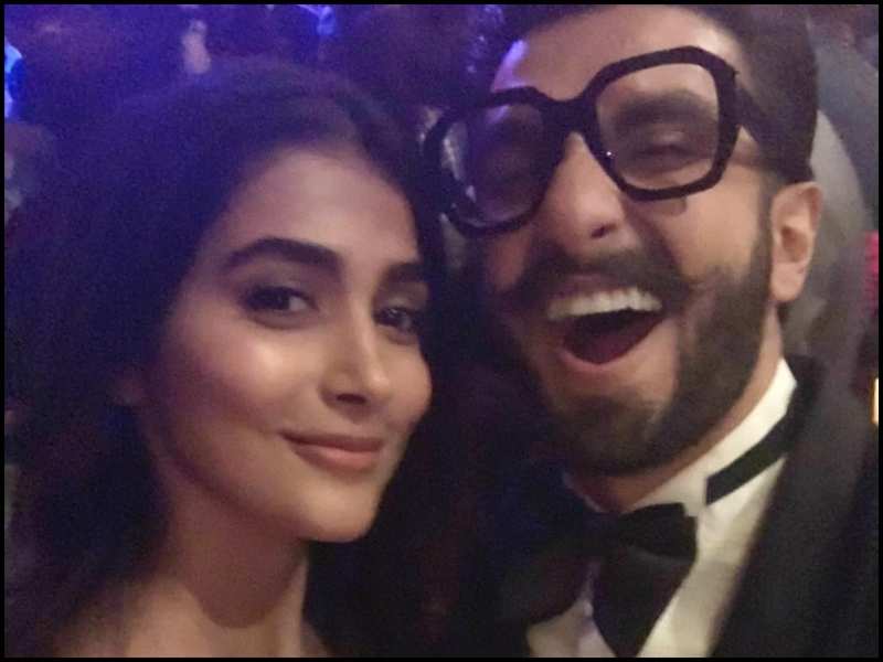 Pooja Hegde wraps up the first schedule of Ranveer Singh starrer &#39;Cirkus&#39;;  to resume the next schedule in the New Year | Hindi Movie News - Times of  India
