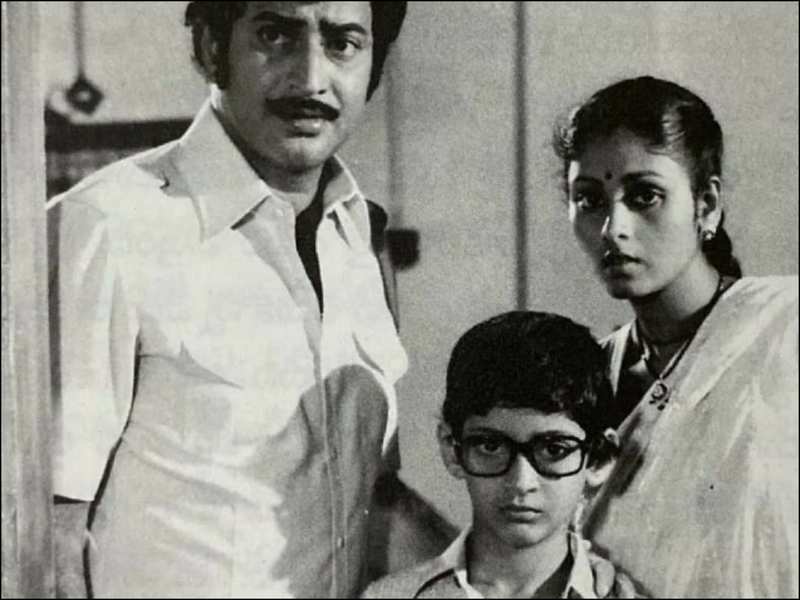 Throwback Pics Mahesh Babus First Film Alongside His Father Krishna Completes 37 Years 9994