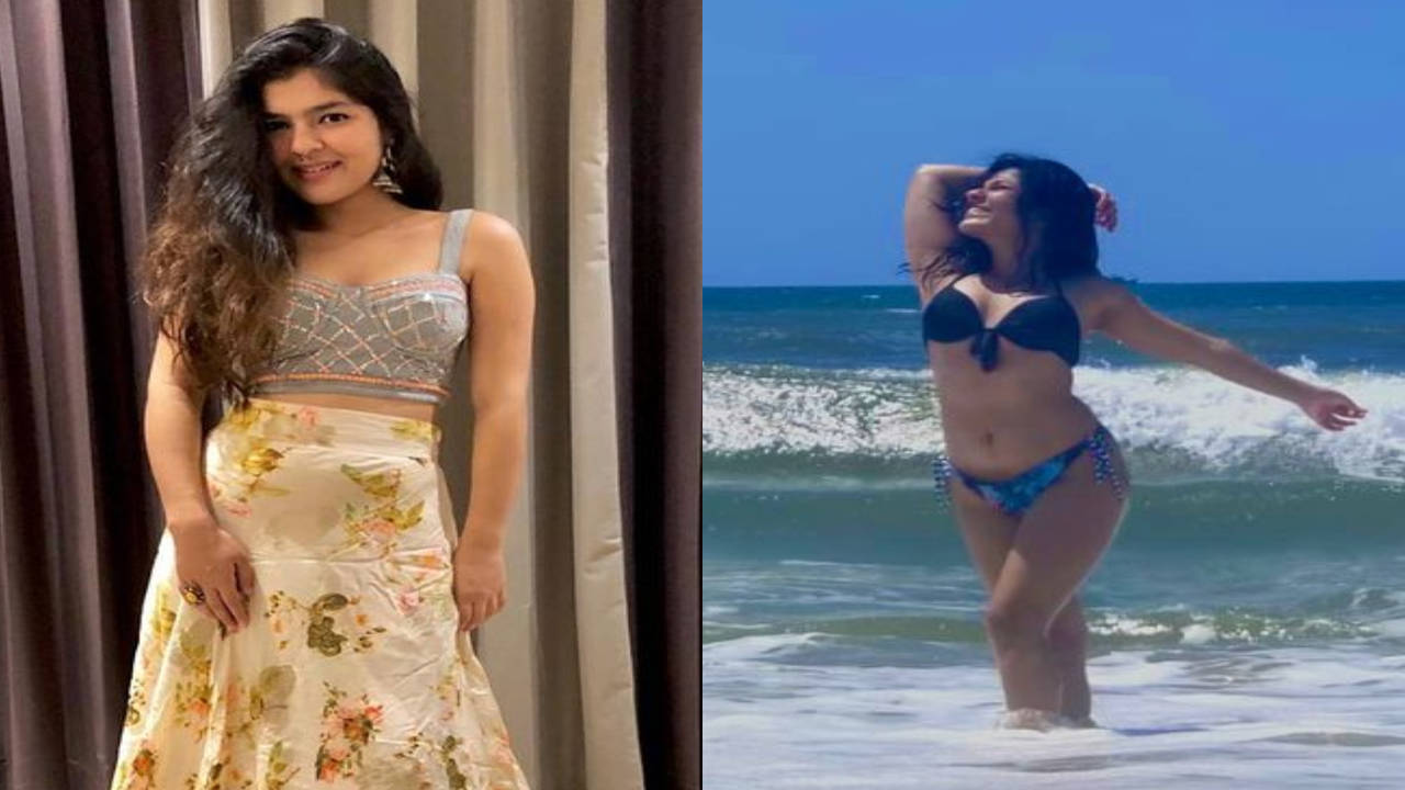 Sonalika joshi in bikini