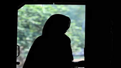 Husband gave triple talaq over phone from USA, alleges Hyderabad woman