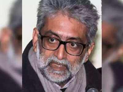 Maharashtra orders probe into 'denial' of specs to Navlakha by jail