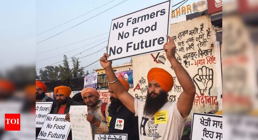 Govt keeps its talk option open, farmers' unions stick to their demand for repealing the farm laws | India News - Vimarsana News