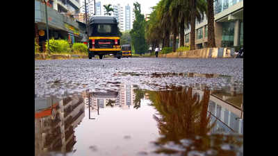 Mumbai, adjoining areas receive light showers