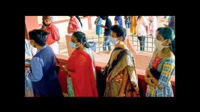 Kerala local body polls: Palakkad sees unusual rush of women voters