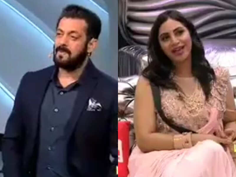 Bigg Boss 14: Salman Khan schools Arshi Khan, 'You have no right to tell me  what to do, it is better I don't talk to you' - Times of India