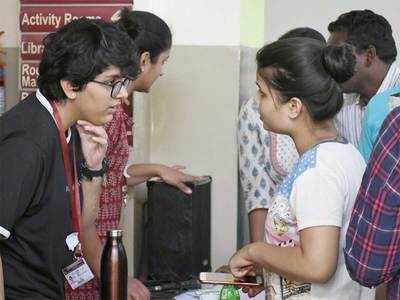 More Indian students are getting scholarships at top B-schools