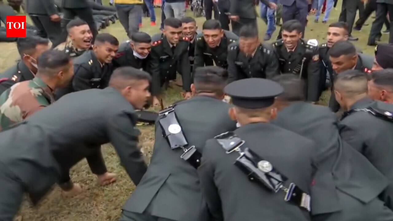 Watch: Cadets of 2020 batch commissioned into Indian Army celebrate ...