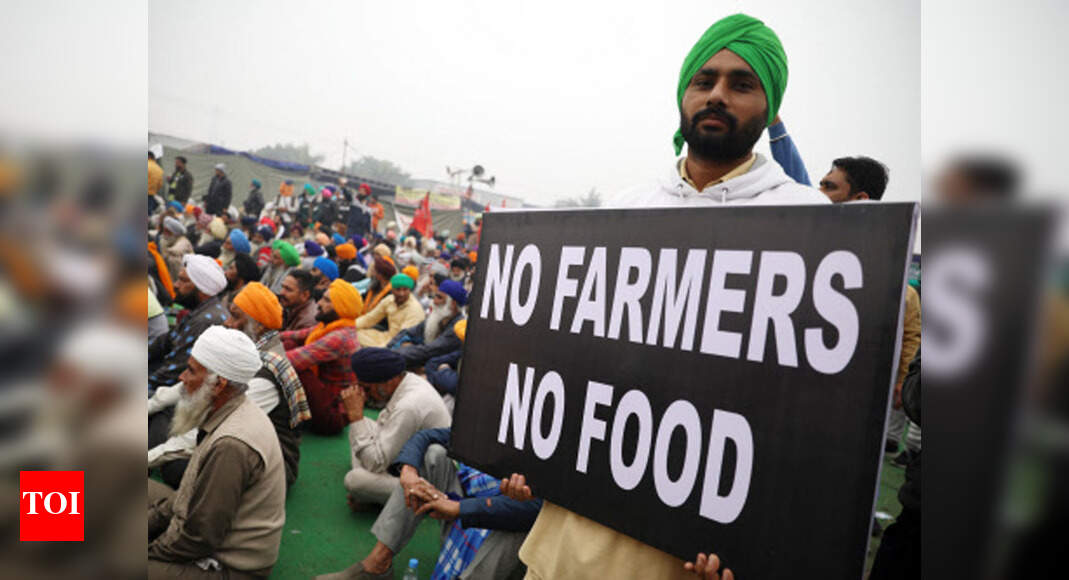 Farm laws Ludhiana District Bar Association members visit Dharna site near Delhi to support