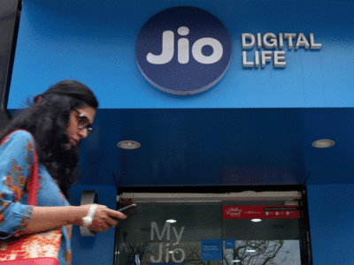 Jio alleges rivals inciting public by portraying it anti-farmer; Airtel, Vodafone-Idea refute charges
