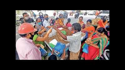 Bengaluru: Pandemic wreaks havoc on traditional Kadlekai Parishe