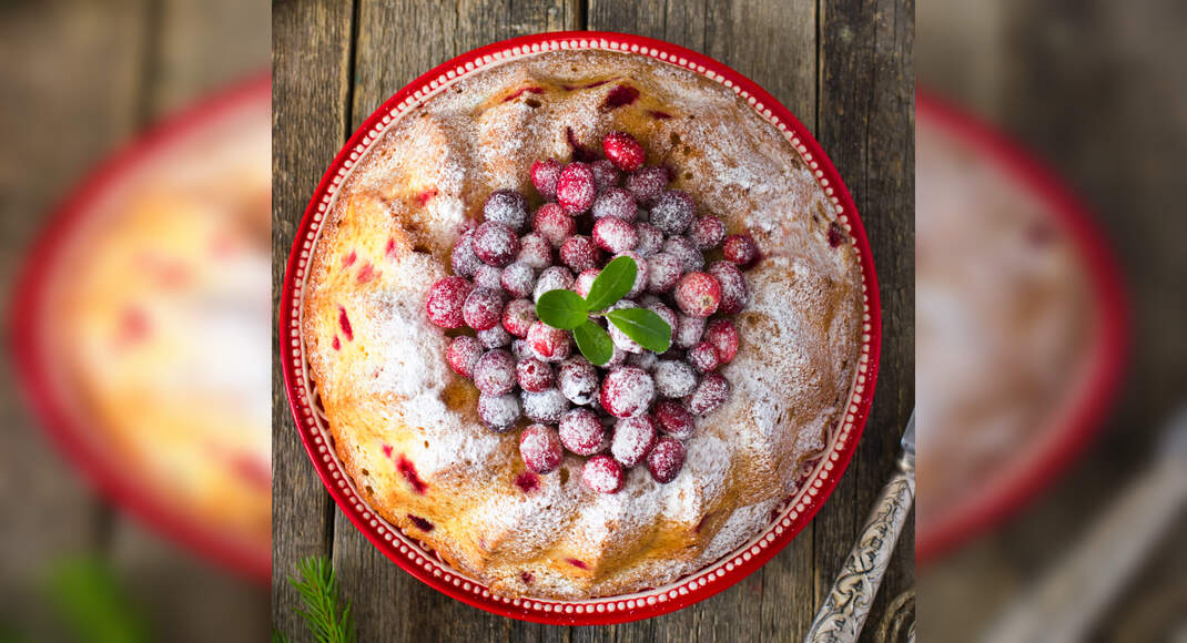 Cranberry Cake Recipe: How to Make Cranberry Cake Recipe for Christmas at Home | Homemade Cranberry 