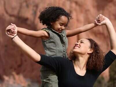 Mother-child zodiac pairs who love each other