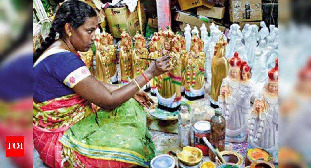 Tamil Nadu Vilacheri doll makers count on Christmas to offset losses