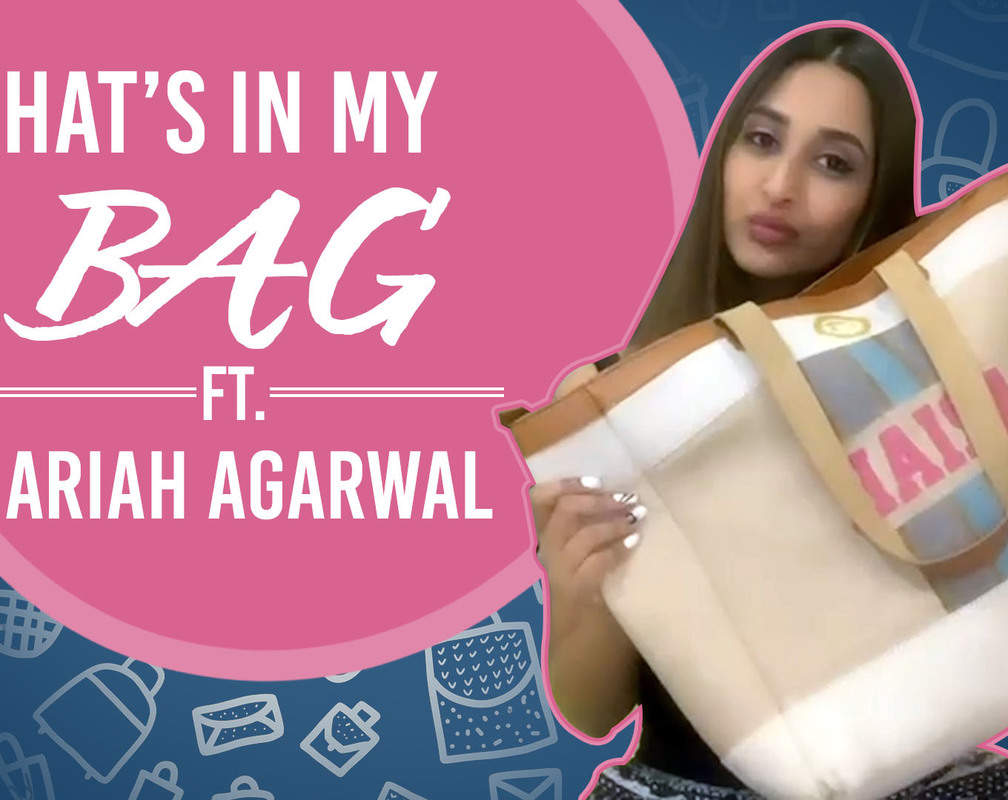 
What's in my bag ft. Ariah Agarwal |Exclusive|
