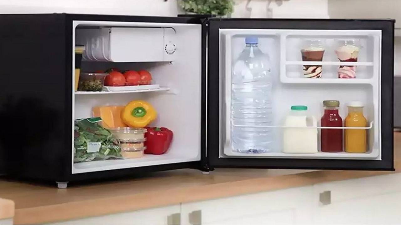 Differences between Small Fridge and Minibar