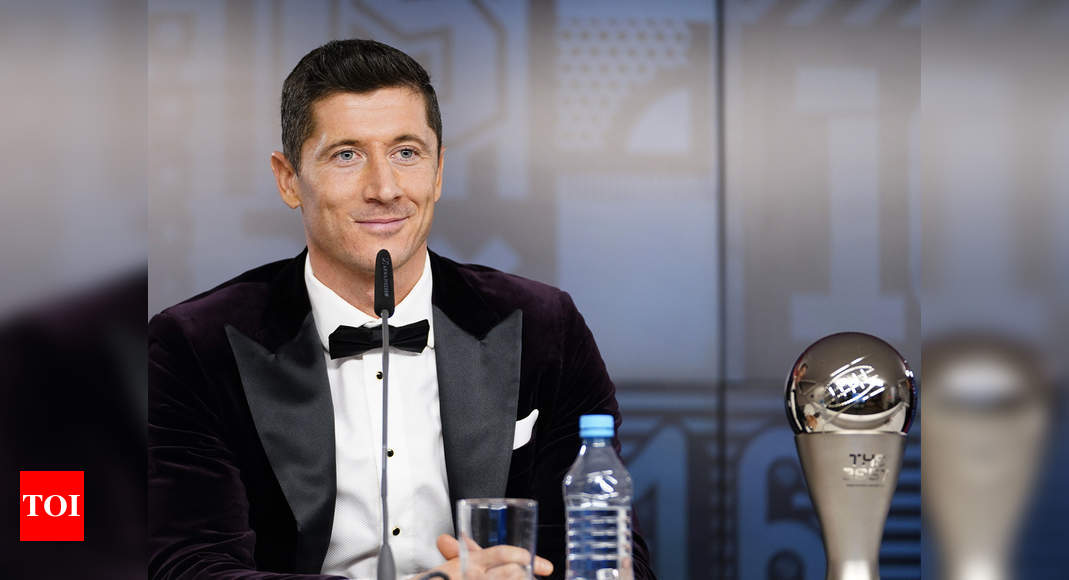 Robert Lewandowski Wins FIFA Award As Best Men's Player | Football News ...