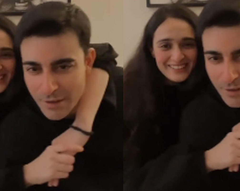 
Pankhuri Awasthy and Gautam Rode interact with fans after recovering from COVID-19
