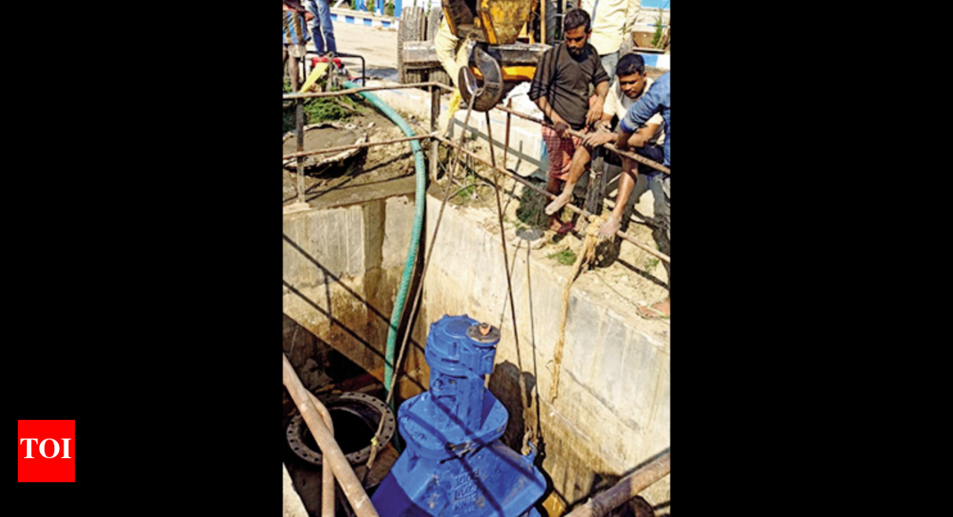 KMC completes South Kolkata pipe repairs Kolkata News Times of India