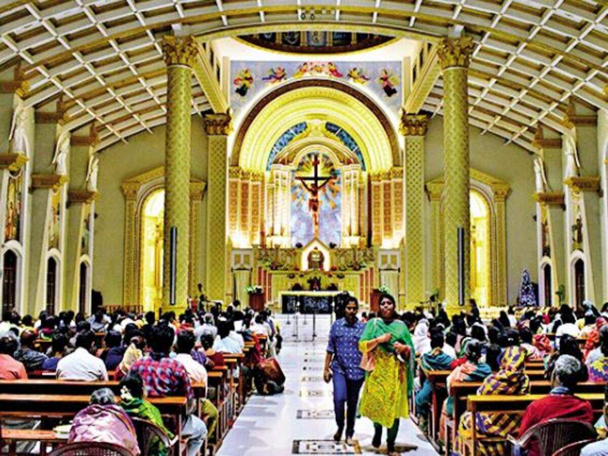 Gujarat: In New Normal, Traditional Midnight Mass To Go Virtual This Christmas Eve | Vadodara News - Times Of India
